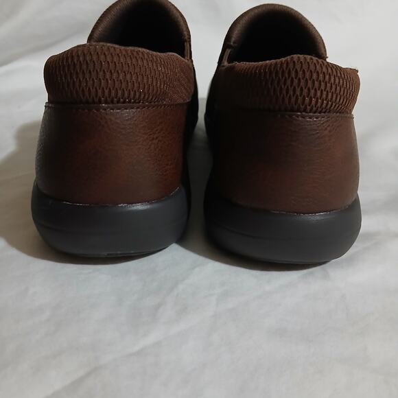 Alegria by PG Lite Duette Fudge 39 US 8.5  Unworn Slip-On Flats Casual - Picture 8 of 10